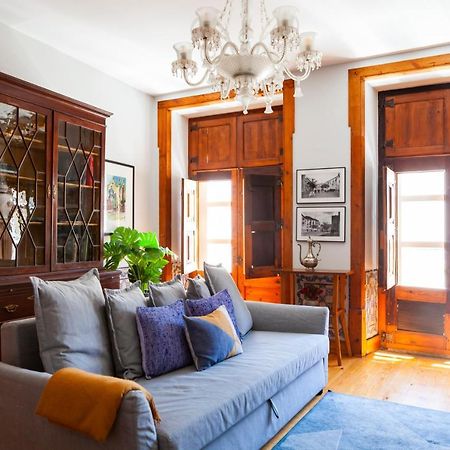 Alfama Terrace Apartment With Authentic XVIII Tiles And Historic Notes 3 Bedrooms & 2 Bathrooms Ac Lisboa Kültér fotó
