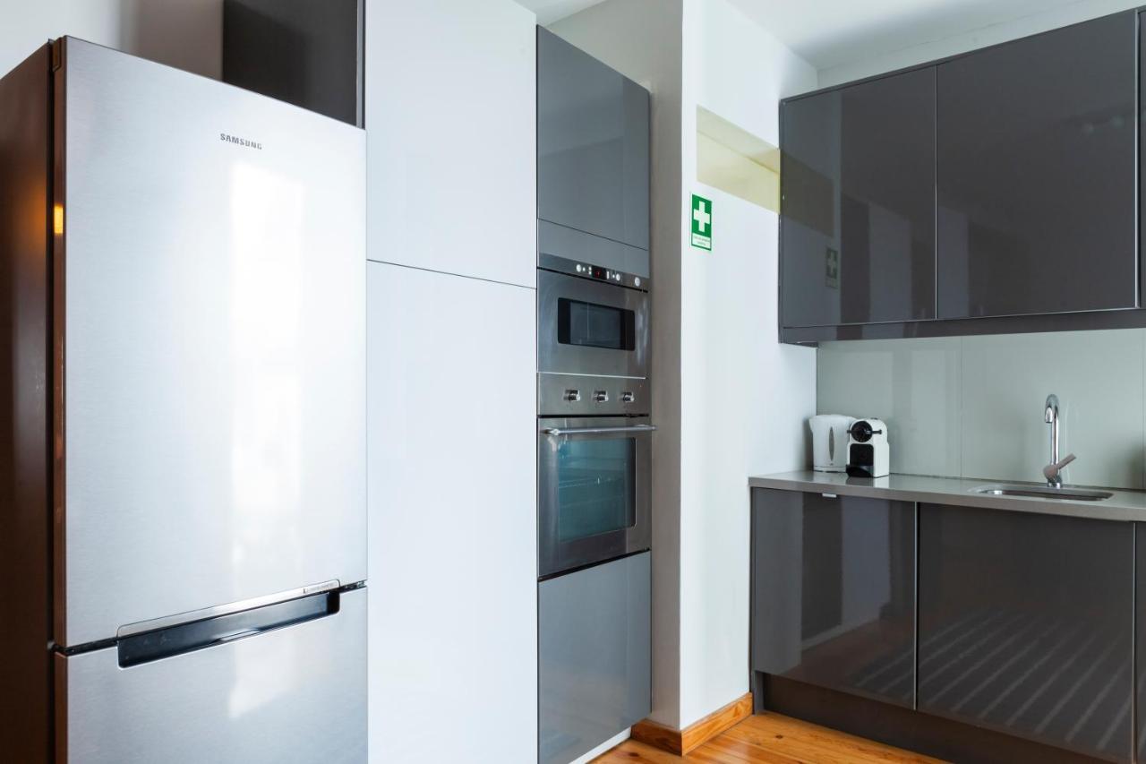 Alfama Terrace Apartment With Authentic XVIII Tiles And Historic Notes 3 Bedrooms & 2 Bathrooms Ac Lisboa Kültér fotó