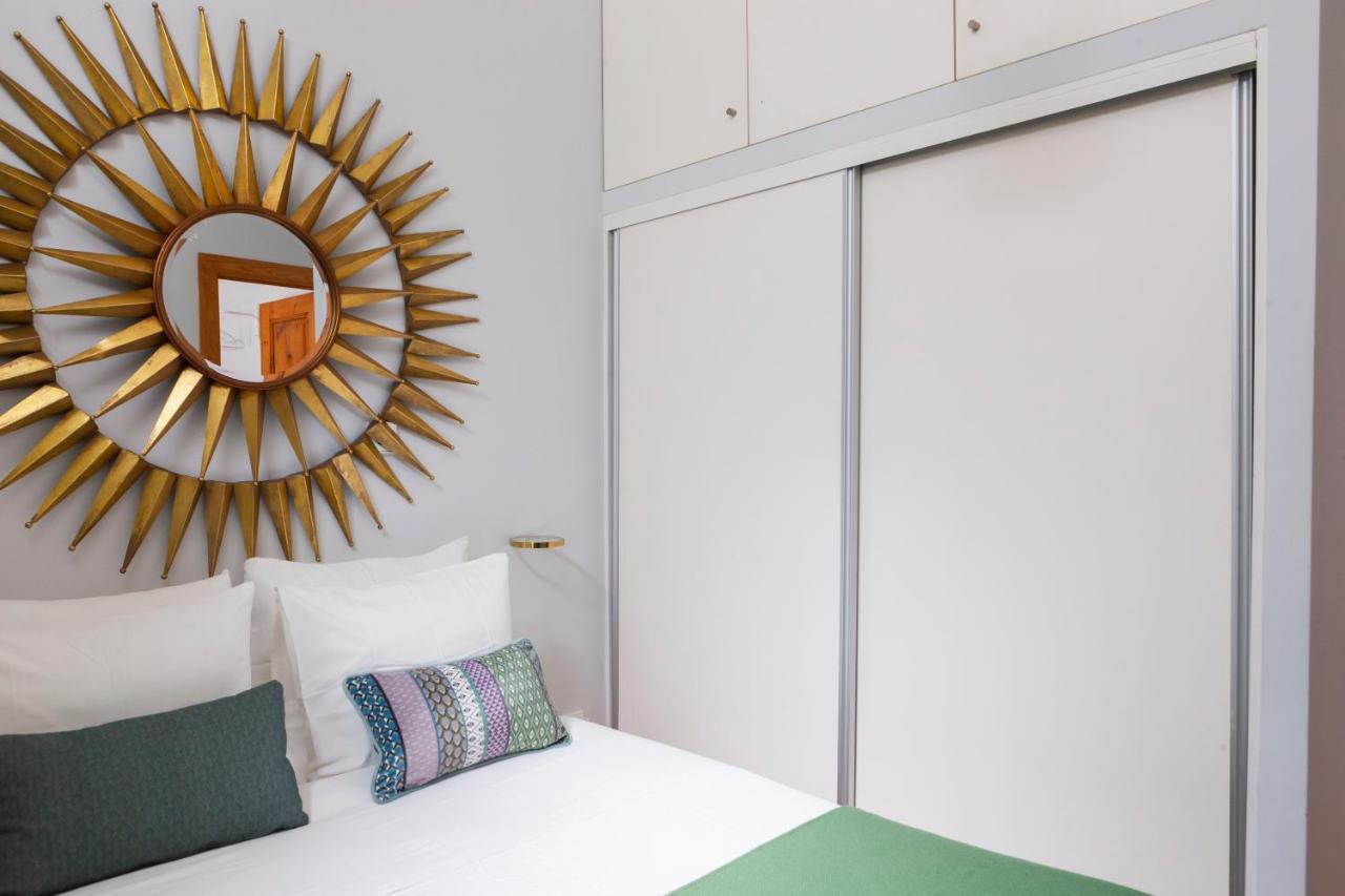 Alfama Terrace Apartment With Authentic XVIII Tiles And Historic Notes 3 Bedrooms & 2 Bathrooms Ac Lisboa Kültér fotó