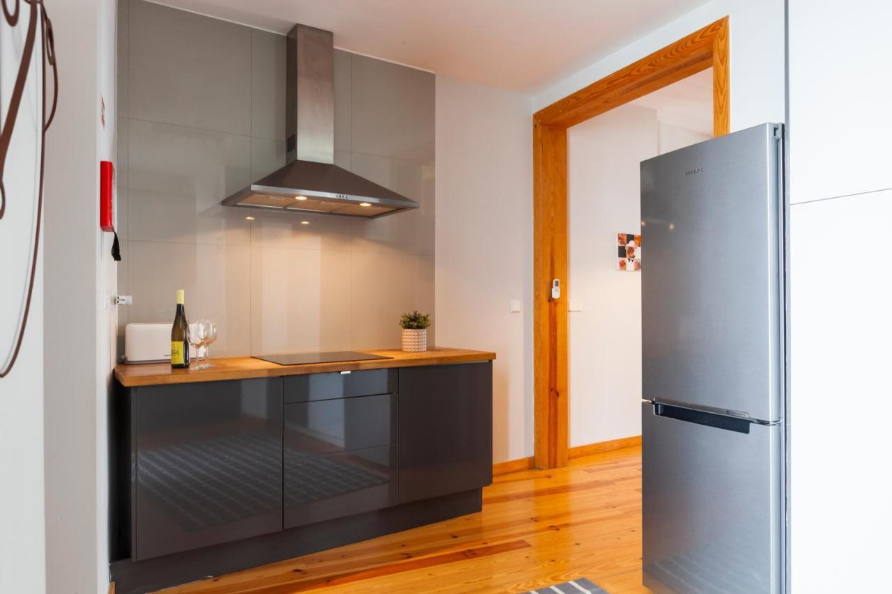 Alfama Terrace Apartment With Authentic XVIII Tiles And Historic Notes 3 Bedrooms & 2 Bathrooms Ac Lisboa Kültér fotó