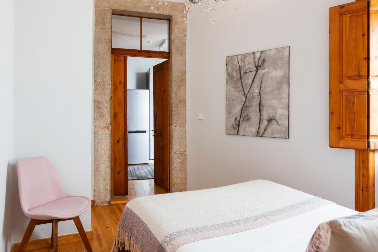 Alfama Terrace Apartment With Authentic XVIII Tiles And Historic Notes 3 Bedrooms & 2 Bathrooms Ac Lisboa Kültér fotó